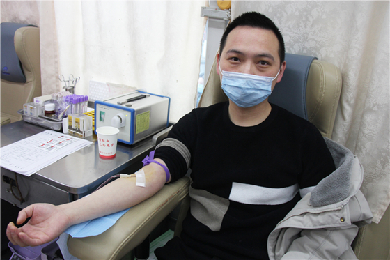 用熱血為冬日儲(chǔ)備一份溫暖 ——漢濱區(qū)委區(qū)政府組織開展冬季應(yīng)急獻(xiàn)血活動(dòng)