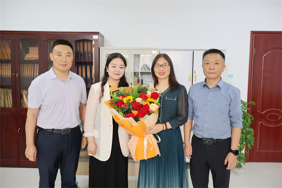 安康市中心血站開展“5·12”國際護(hù)士節(jié)慰問活動(dòng)